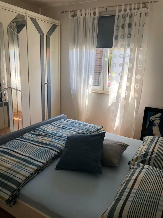 Apartman Gloria Apartment Mali Lošinj Екстериор снимка